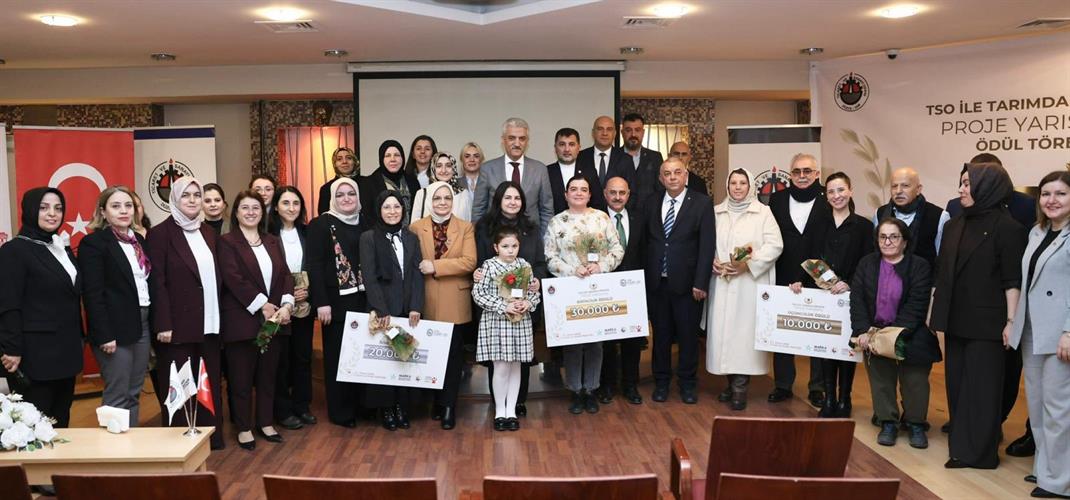 TARIMDA KADIN GÜCÜ: BAŞARILI PROJELERE ÖDÜLLERİ TAKDİM EDİLDİ