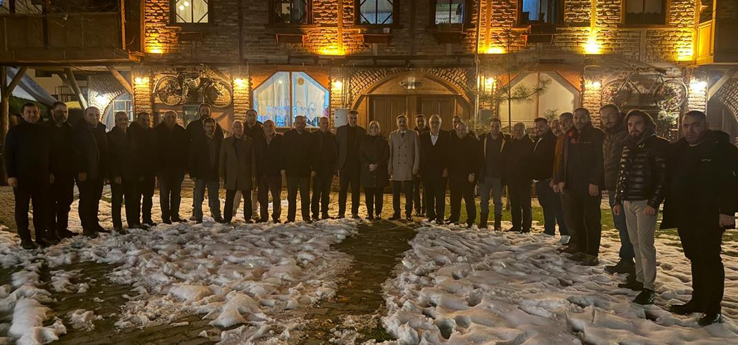 DÜZCE'DE ÇELTİK ÜRETİCİLERİ İLE ÇELTİĞİN GELECEĞİ DEĞERLENDİRİLDİ 