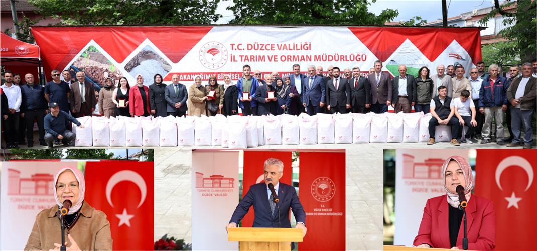 DÜZCE’DE YEM BİTKİSİ TOHUMU DAĞITIM TÖRENİ VE 14 MAYIS DÜNYA ÇİFTÇİLER GÜNÜ PROGRAMI GERÇEKLEŞTİRİLDİ